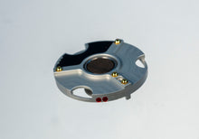 XXT-AP-ID3-R M3 reference adapter plate with gold-plated balls and red dots.