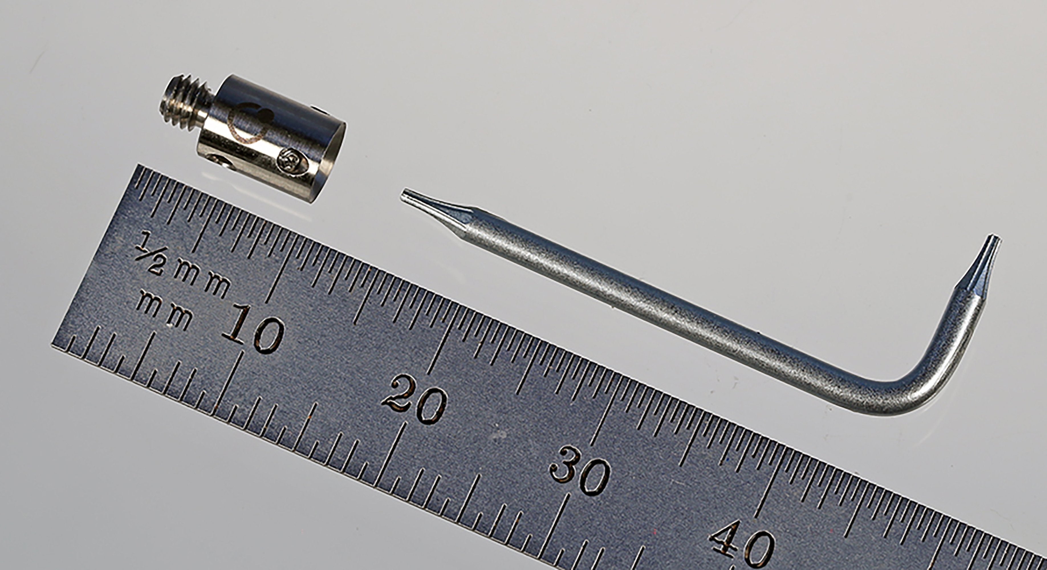 RAP-5PF-CE rotary adapter with conical receiver, 5.0mm diameter x 7.0mm long, stainless steel.